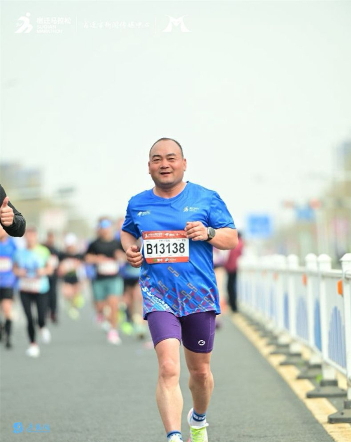 APP下载-迁马·跑在水美酒乡｜王震：迁马予力 奔跑不止|马拉松|淮安市|江苏省|报名|训练_新浪新闻