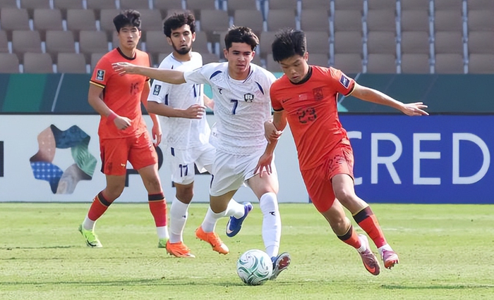 游戏规则-2-0！1-0！恭喜中国队，4胜亚洲冠军，历史首次，冲进世界杯稳了|国足|乌兹别克斯坦队|热身赛|男足|乌兹别克斯坦_新浪体育_新浪新闻